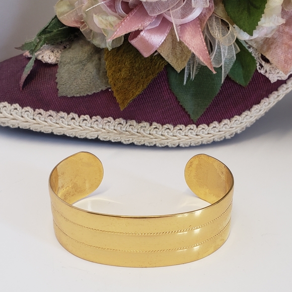 Vintage Monet Gold tone Cuff Bracelet